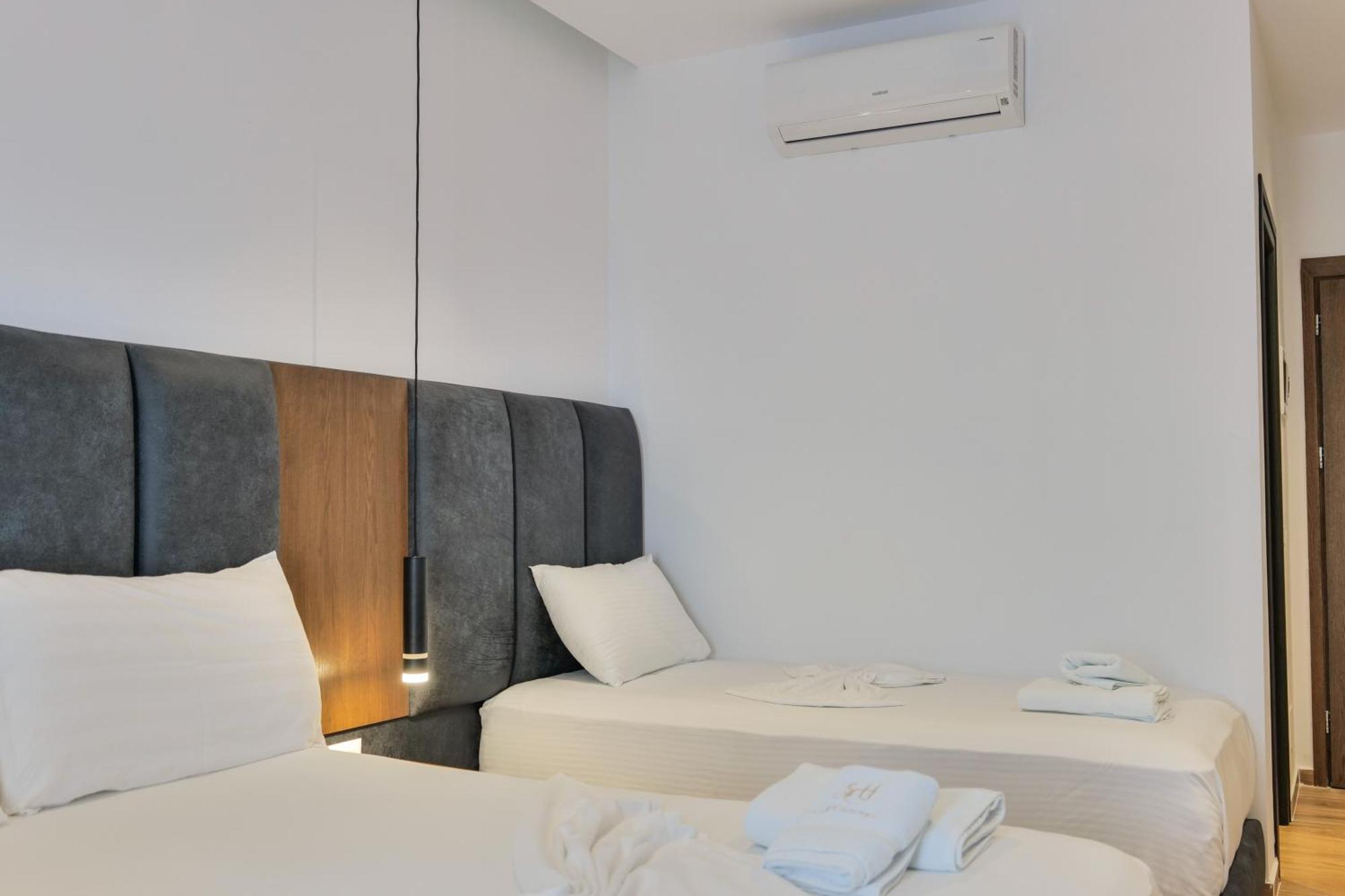 Guesthouse Siars Ksamil Ngoại thất bức ảnh