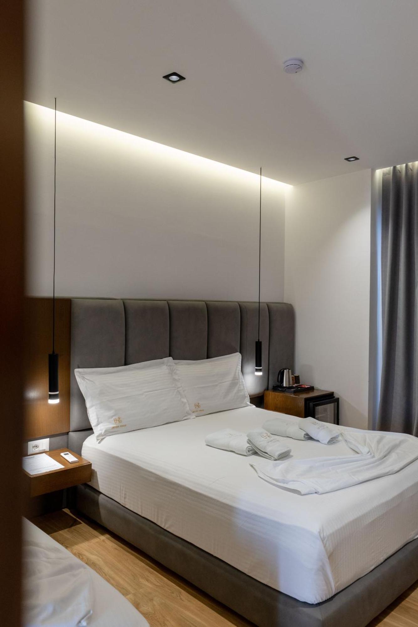 Guesthouse Siars Ksamil Ngoại thất bức ảnh